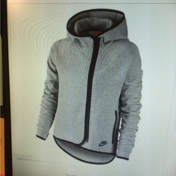 Nike Girls Jacket with Asymmetrical Front Zip…. sooooo cute! - Picture 6 of 6
